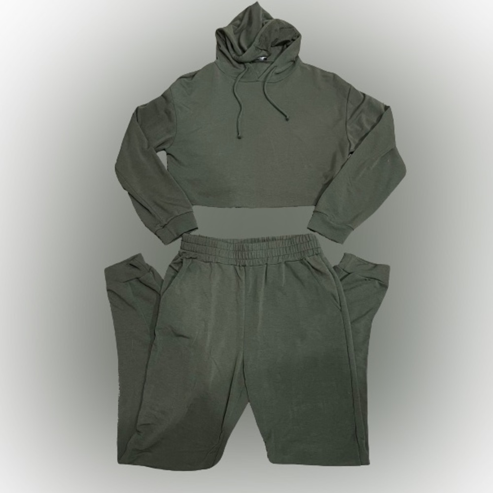Crop top jogger set.